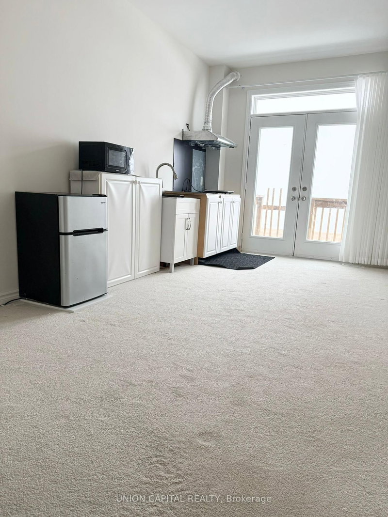 G - 67 PUISAYA Dr, Richmond Hill, L4E 1L2 | Image 3