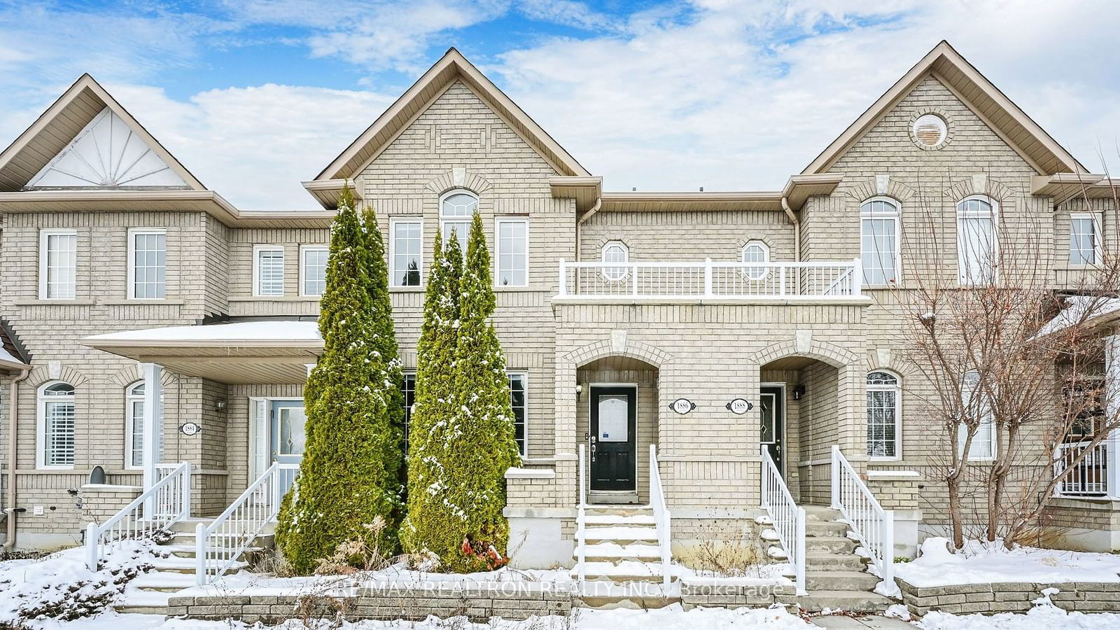 Building at 1886 Bur Oak Avenue, Markham, Greensborough