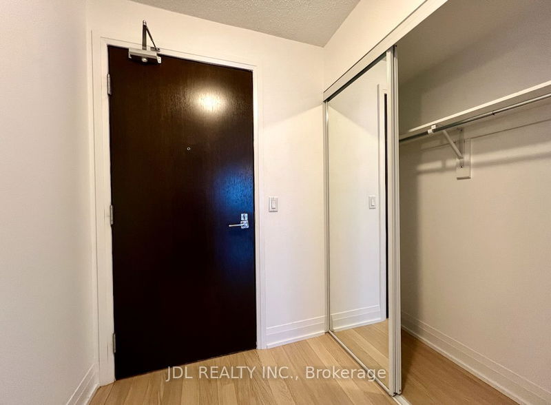 home for lease on 703-376 Highway 7 Avenue E