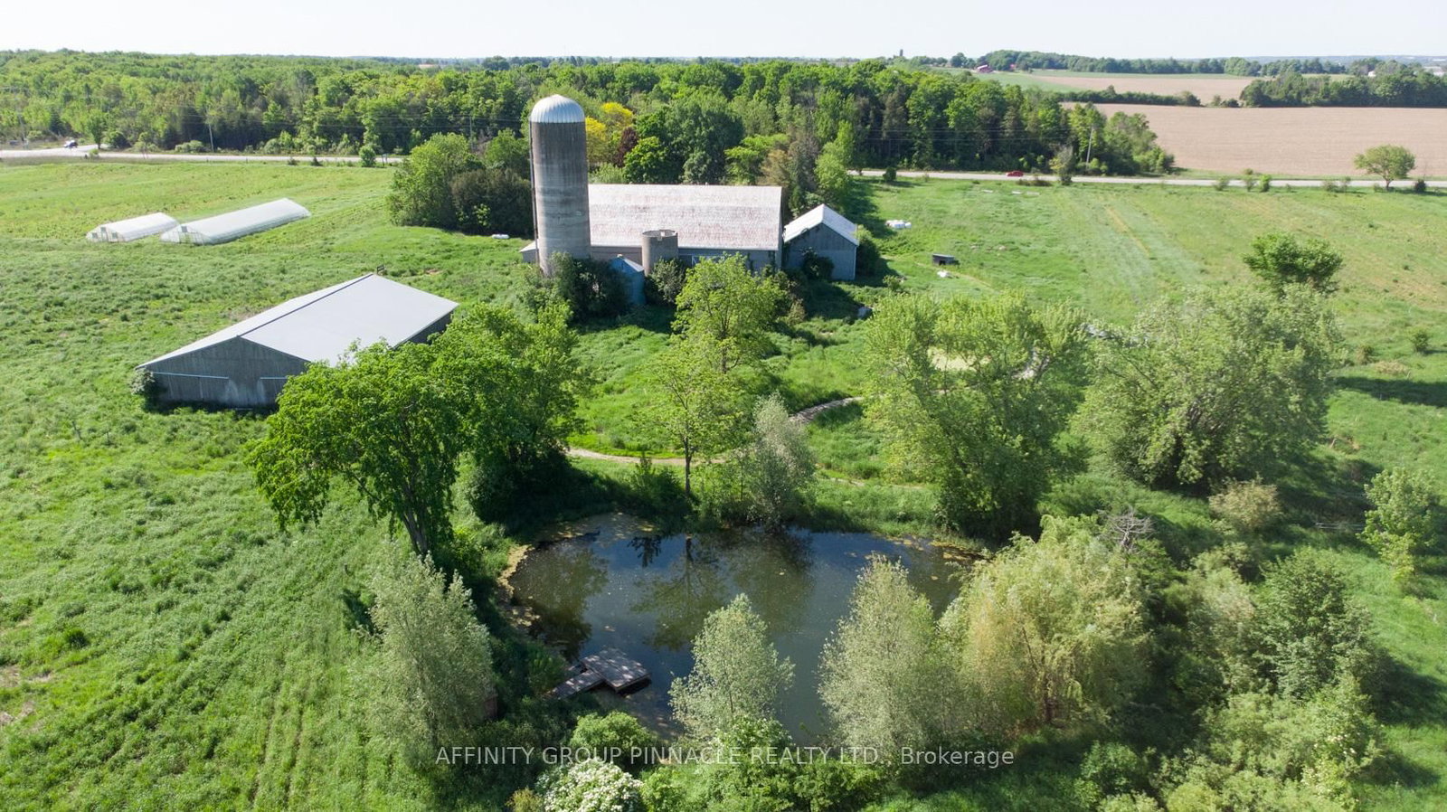 Listing Image 4