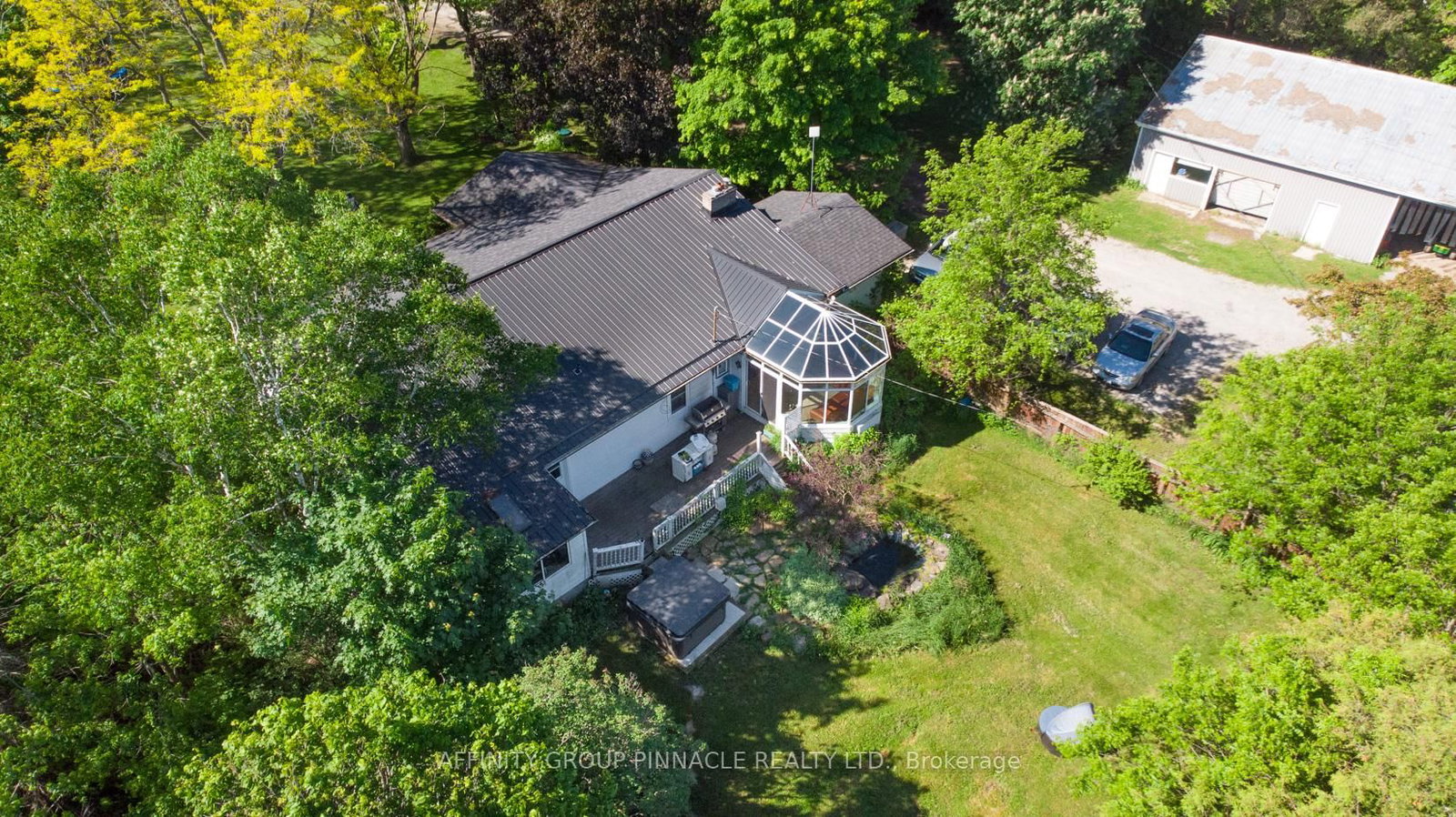 Listing Image 6