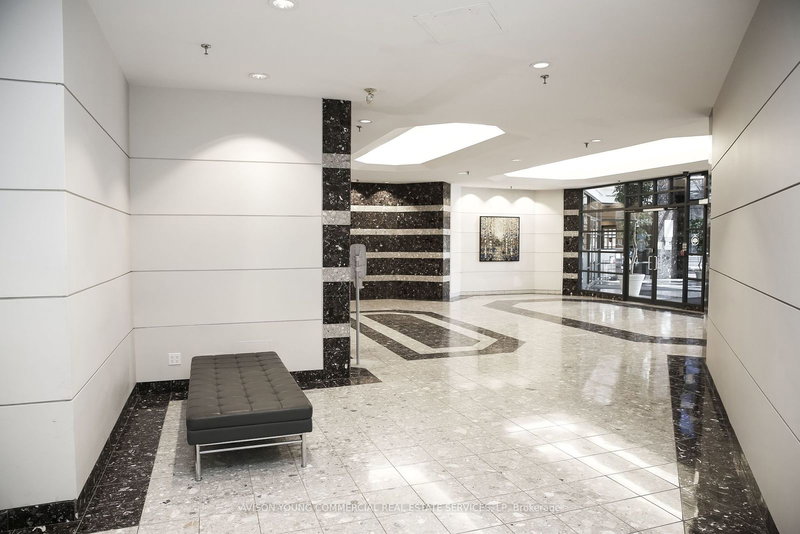 4th Fl - 9050 Yonge St, Richmond Hill, L4C 9S6 | Image 2