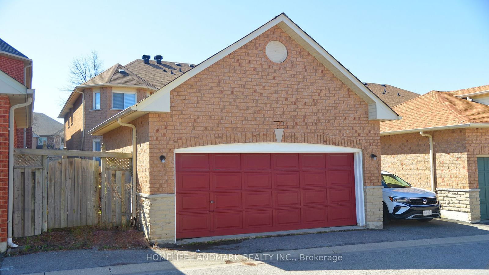 Townhouse for sale at 180 Trail Ridge Lane, Markham, Berczy, L6C 2C5 - MLS: N11904685