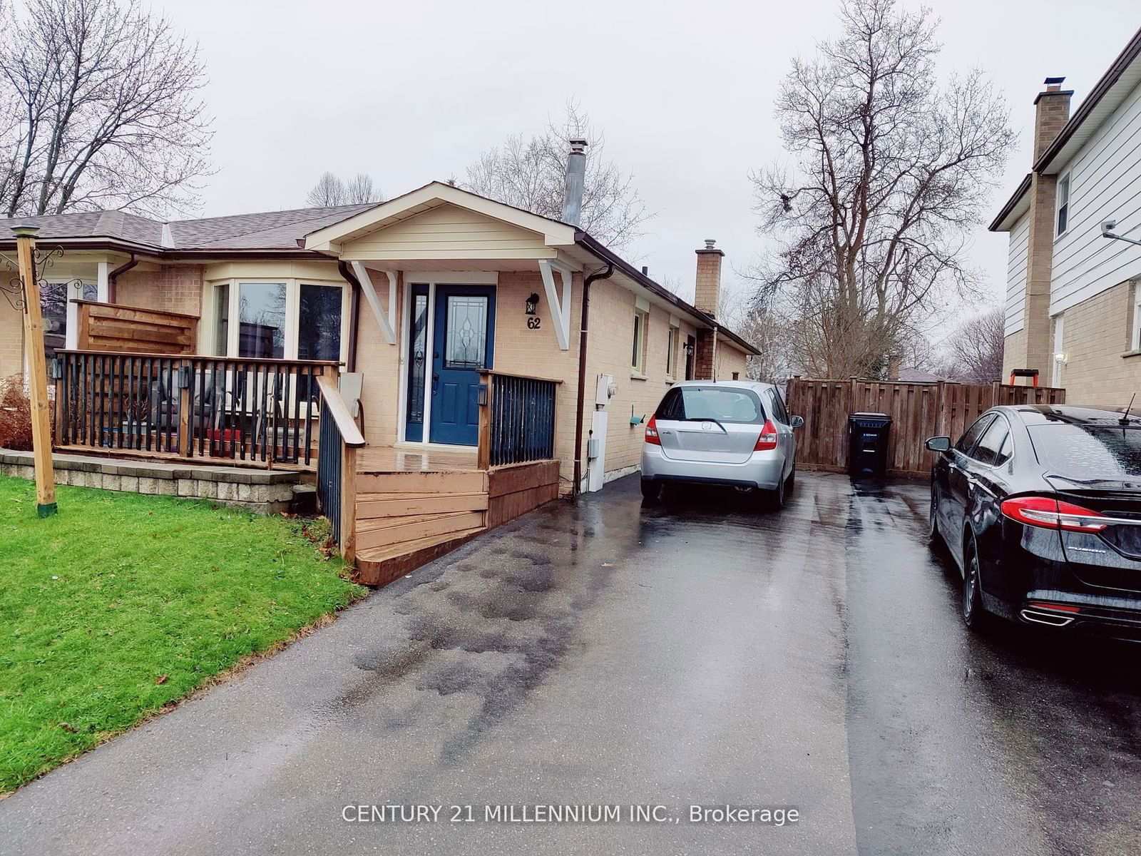 Building at 62 Stewart Avenue, New Tecumseth, Alliston