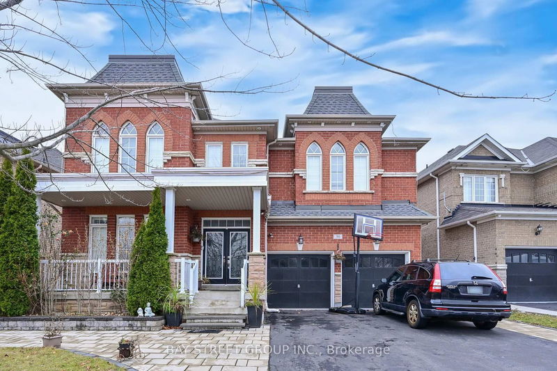 home for lease on 36 Smoothwater Terrace N