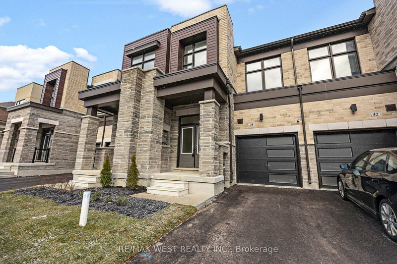 38 Singhampton Rd, Vaughan, L4H 3Z6 | Image 2