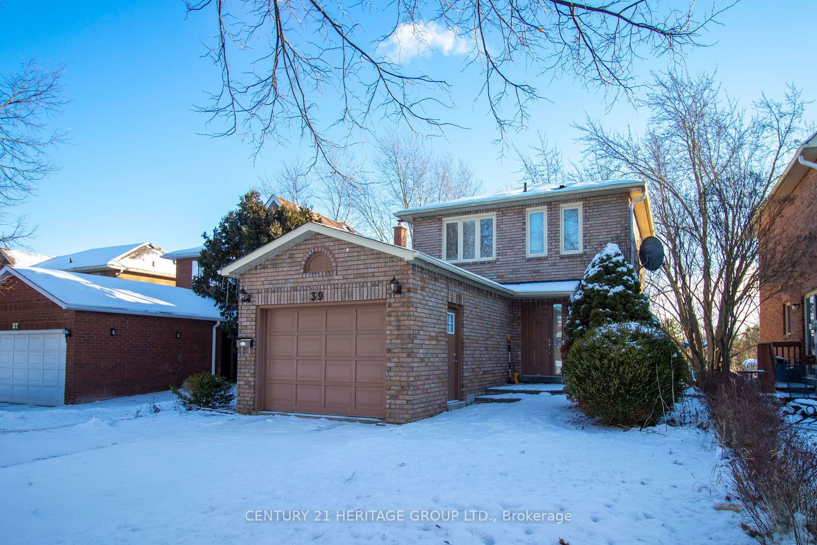 Detached House leased at BSMT-39 April Gdns, Aurora, Aurora Heights, L4G 4R7 - MLS: N11906061