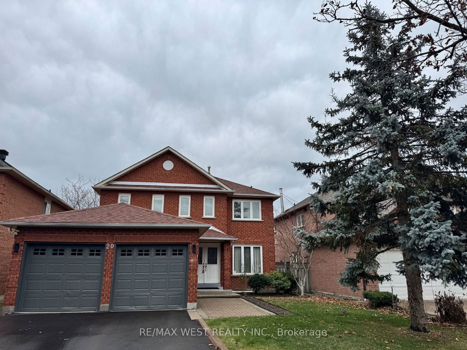 Detached House leased at 20 Kevi Crescent, Richmond Hill, Doncrest, L4B 3C8 - MLS: N11906540