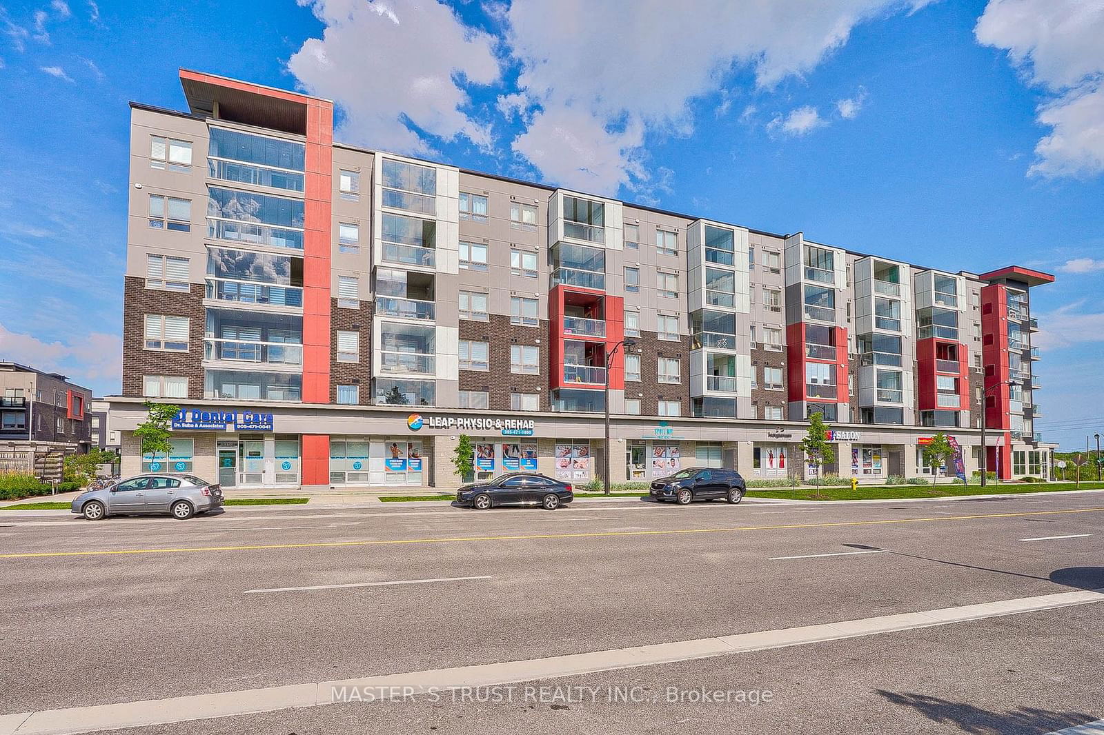 Condo sold at 404-2 Adam Sellers Street, Markham, Cornell, L6B 1N2 - MLS: N11906621