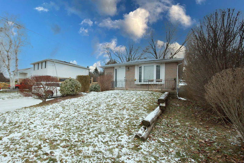 home for lease on Bsmt-786 Elgin Street