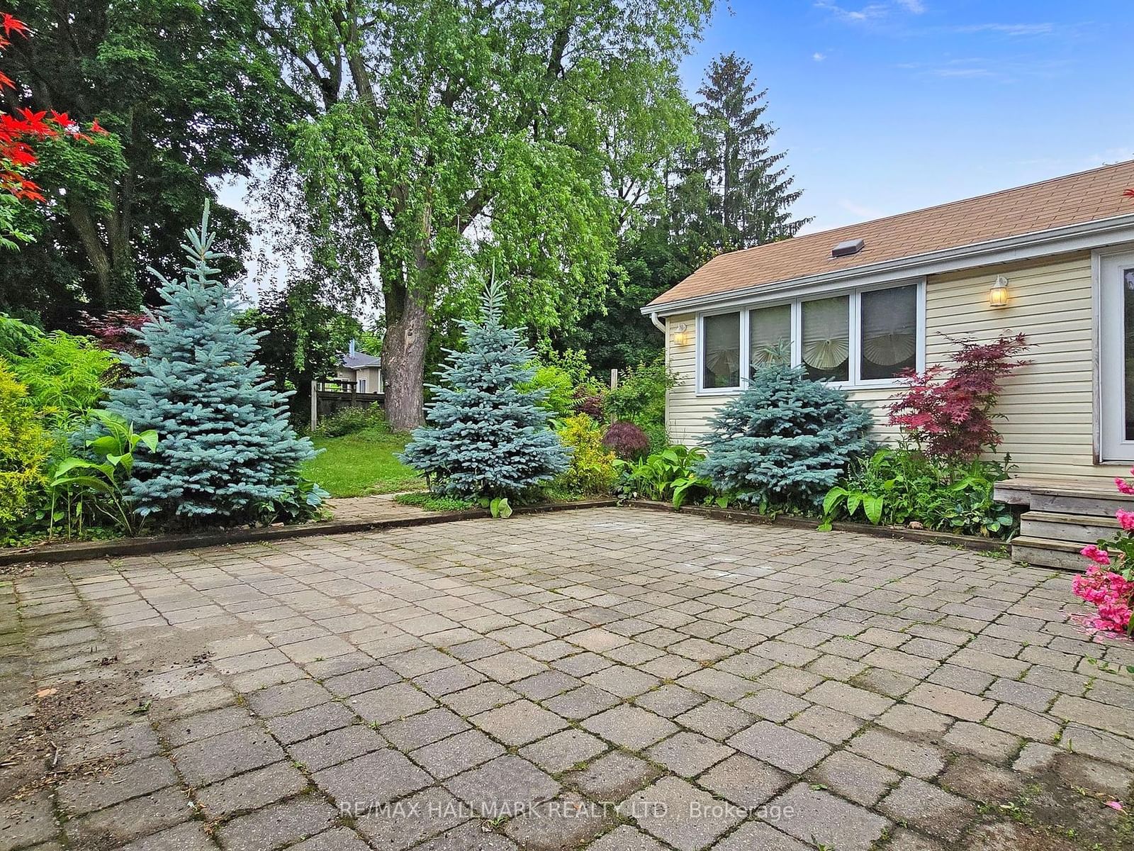 Listing Image 26
