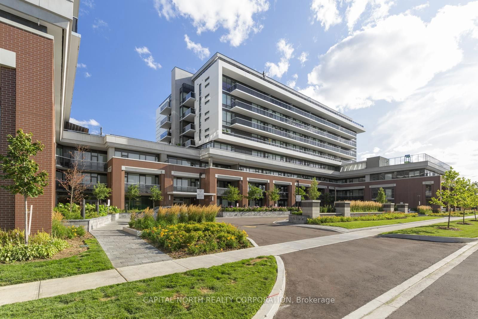 Condo for lease at 311-4800 Highway 7, Vaughan, East Woodbridge, L4L 1H8 - MLS: N11908566