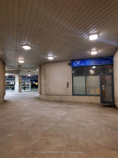 Unit 40 — 10909 Yonge Street — photo 3