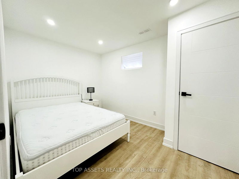 Room1