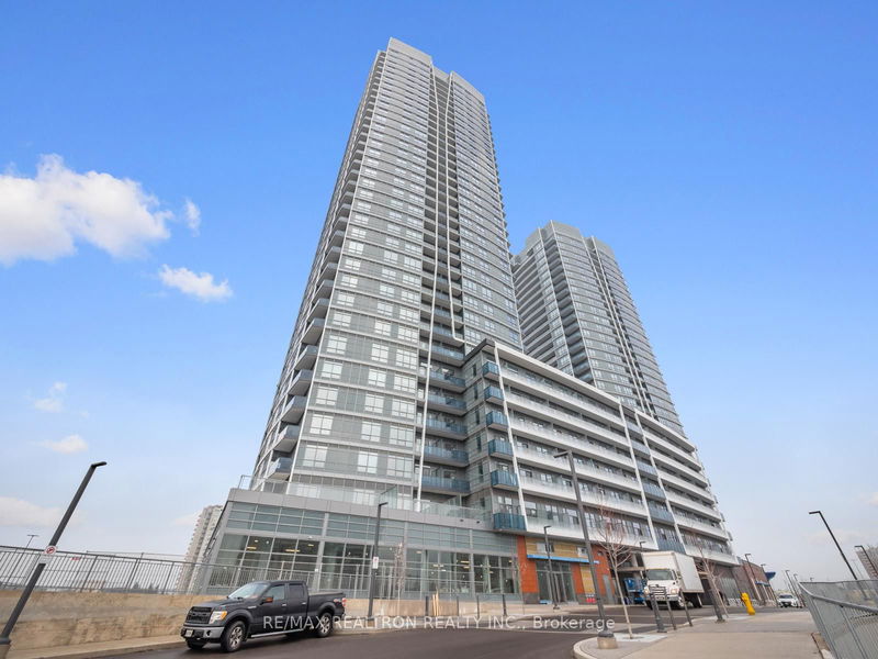 home for lease on 2503-30 Upper Mall Way