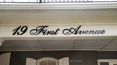 19 First Ave, Uxbridge - Uxbridge image-0-4