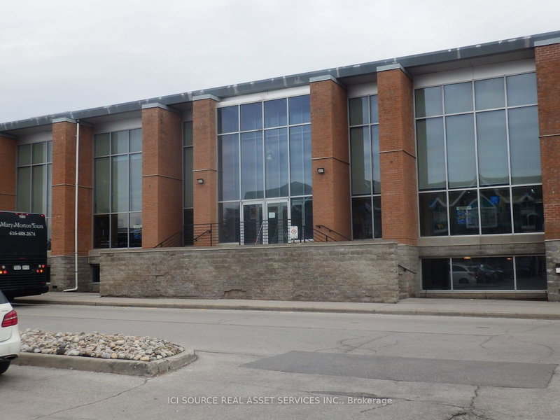 E18 - 4300 Steeles Ave E, Markham, L3R 0Y5 | Image 3