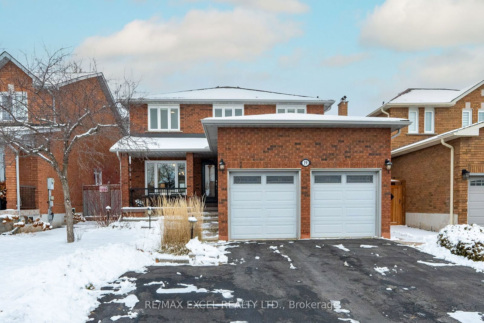 Detached House for sale at 19 Spring Town Road, Vaughan, East Woodbridge, L4L 8G2 - MLS: N11911329