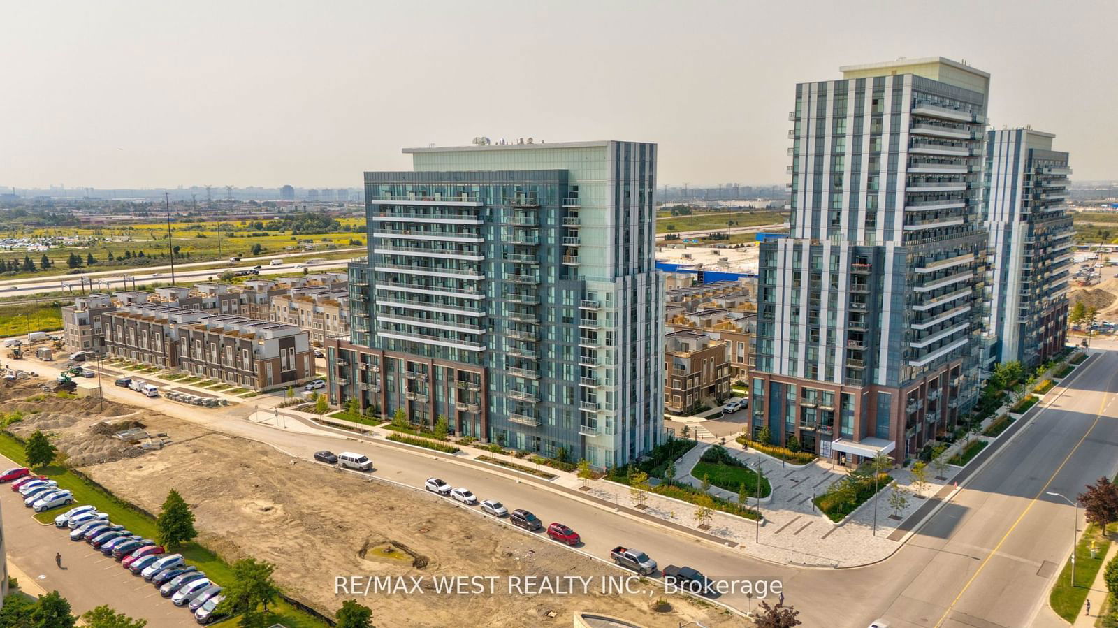 Condo for sale at 1106-60 Honeycrisp Crescent, Vaughan, Vaughan Corporate Centre, L4K 0N5 - MLS: N11911467