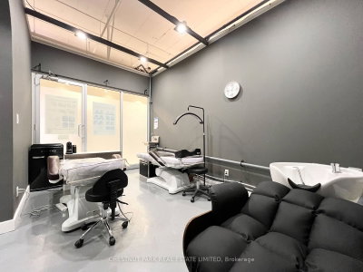Unit 208 — 7181 Yonge Street — photo 4