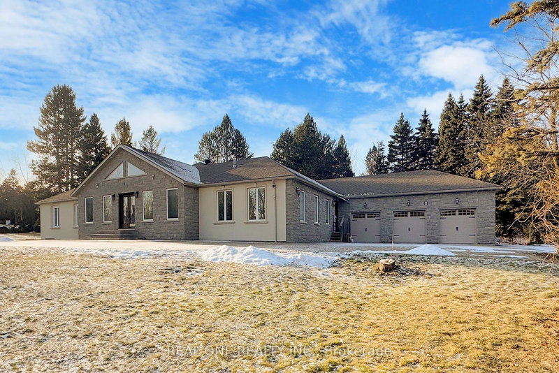 8 Ridgewood Dr, Richmond Hill, L4E 3M1 | Image 3