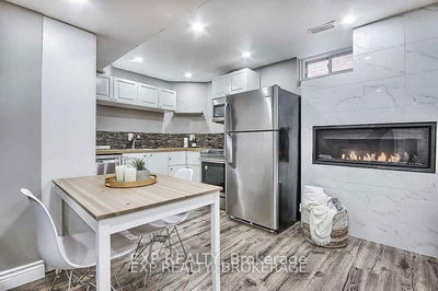 81 Mahogany Forest Dr, Vaughan - Patterson image-0-4
