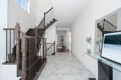 89 Forest Edge Cres, East Gwillimbury - Holland Landing image-0-4