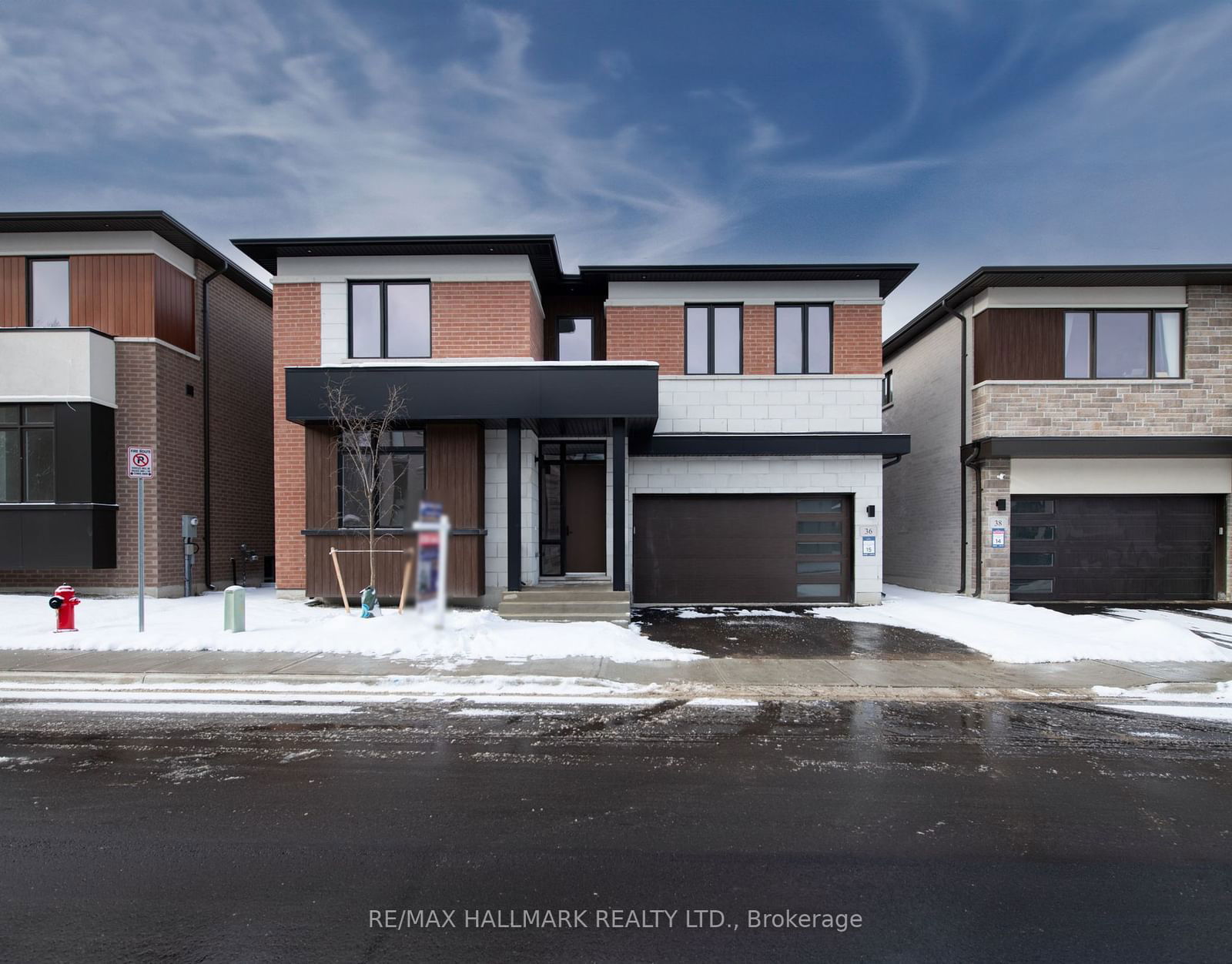 Detached House for sale at 36 Royal Hill Court, Aurora, Aurora Estates, L4G 3Z7 - MLS: N11916386