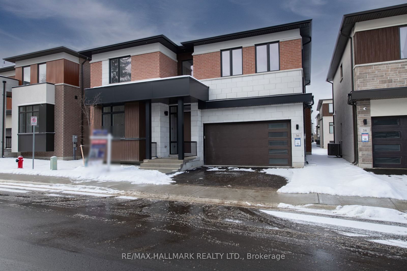 Detached House for sale at 36 Royal Hill Court, Aurora, Aurora Estates, L4G 3Z7 - MLS: N11916386