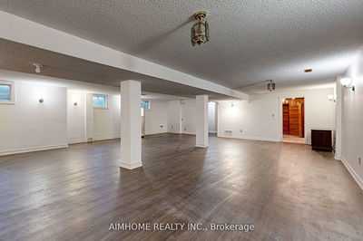12301 Keele St, Vaughan - Rural Vaughan image-0-4