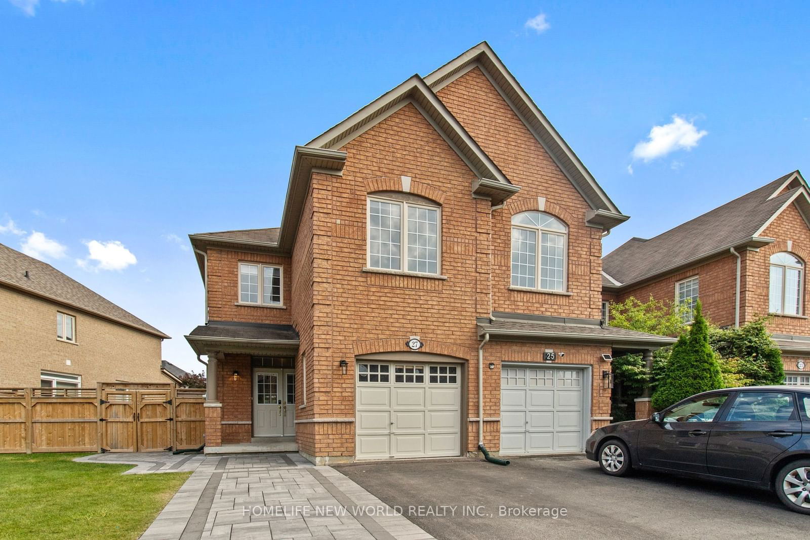 Townhouse leased at 27 Holly Drive, Richmond Hill, Rouge Woods, L4S 2N9 - MLS: N11916530