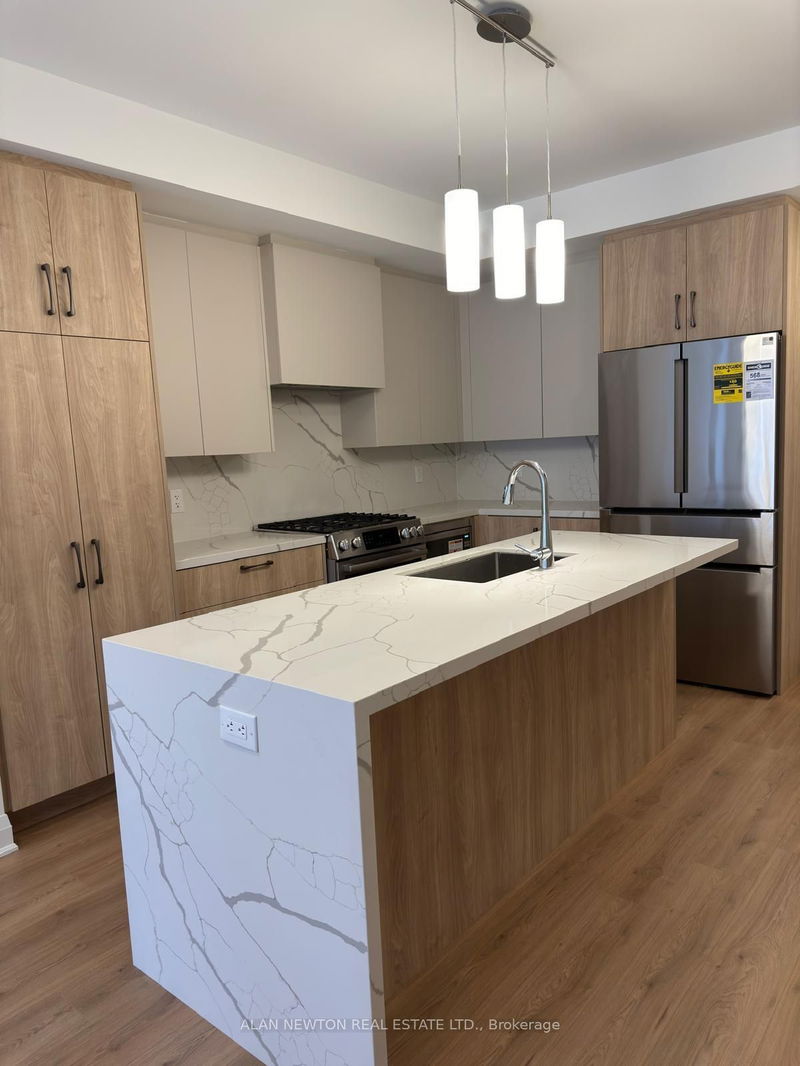 home for lease on 23 Burleigh Mews