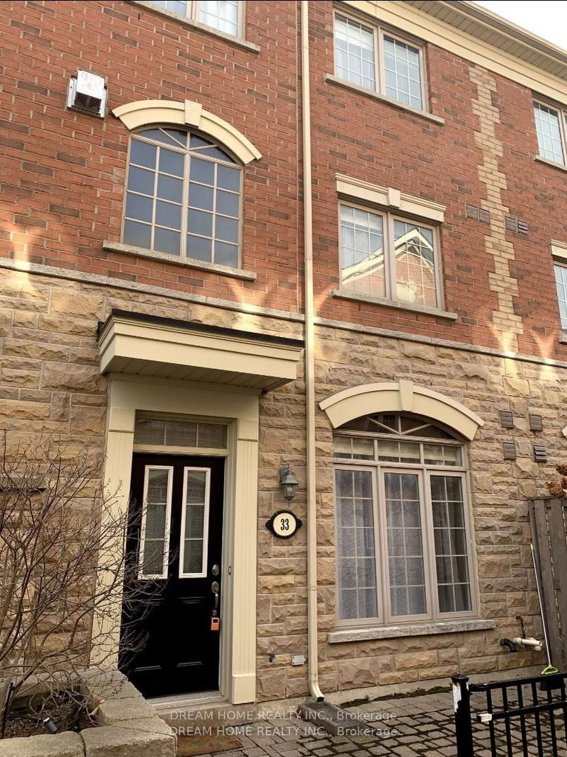 home for lease on 33-301-8 Brighton Place