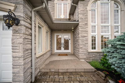 28 Babak Blvd, Vaughan - East Woodbridge image-0-2