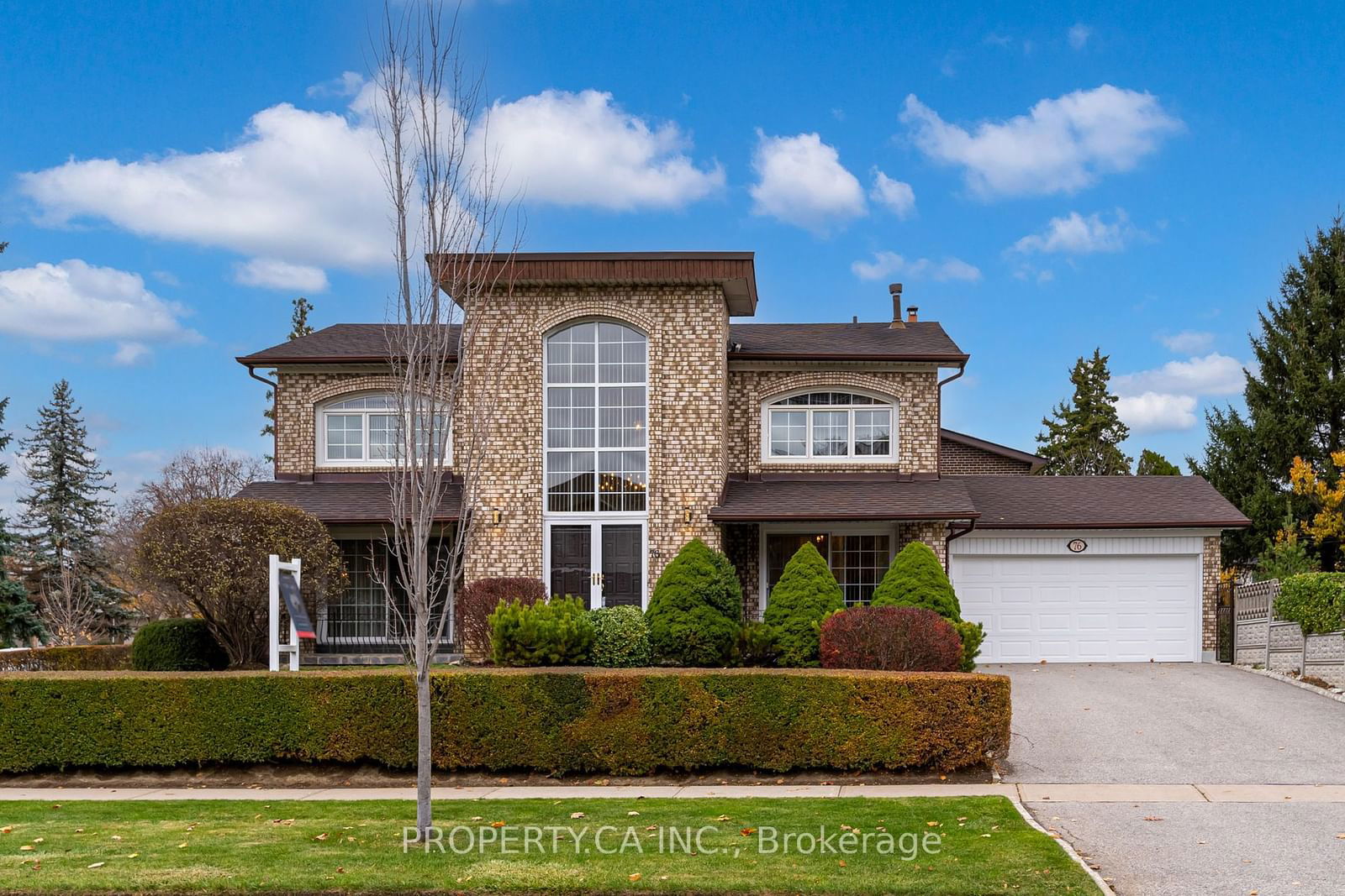 Detached House for sale at 76 Wigwoss Drive, Vaughan, West Woodbridge, L4L 2R1 - MLS: N11916871