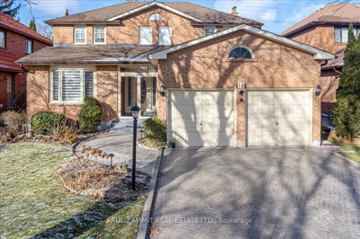 16 Parklawn Cres, Markham - Thornlea