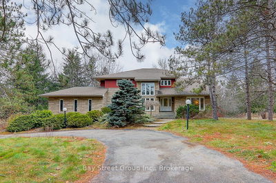 8 Bristol Sands Cres, Uxbridge - Rural Uxbridge