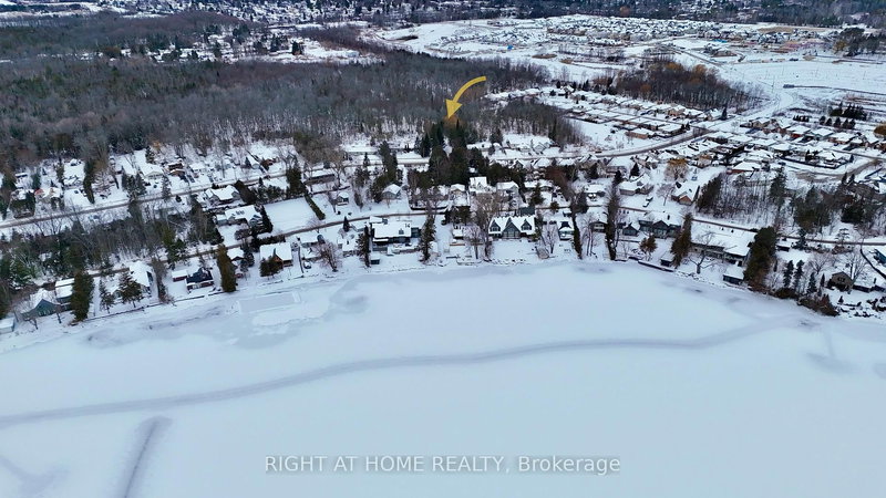 2802 Ireton St, Innisfil, L9S 2J2 | Image 2