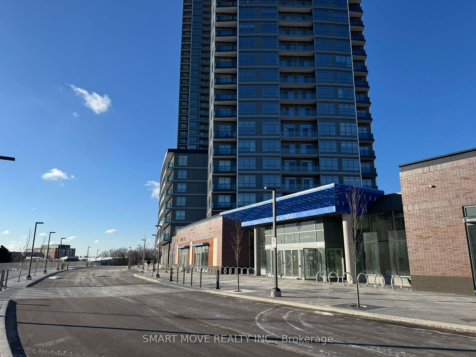 Condo for lease at 3106-30 Upper Mall Way, Vaughan, Beverley Glen, L4J 4P8 - MLS: N11918622