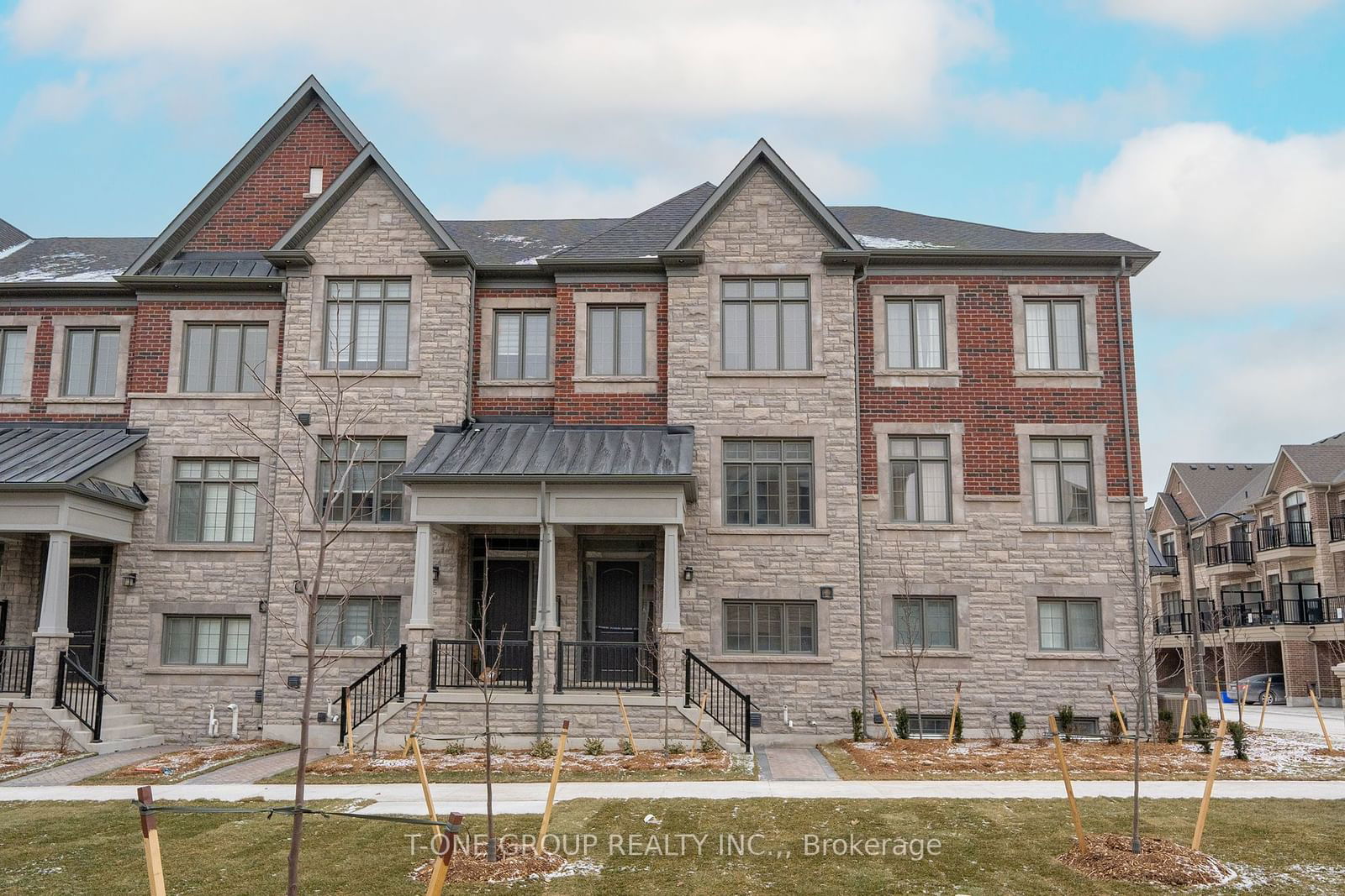 Building at 3 Bright Terrace Way, Markham, Angus Glen