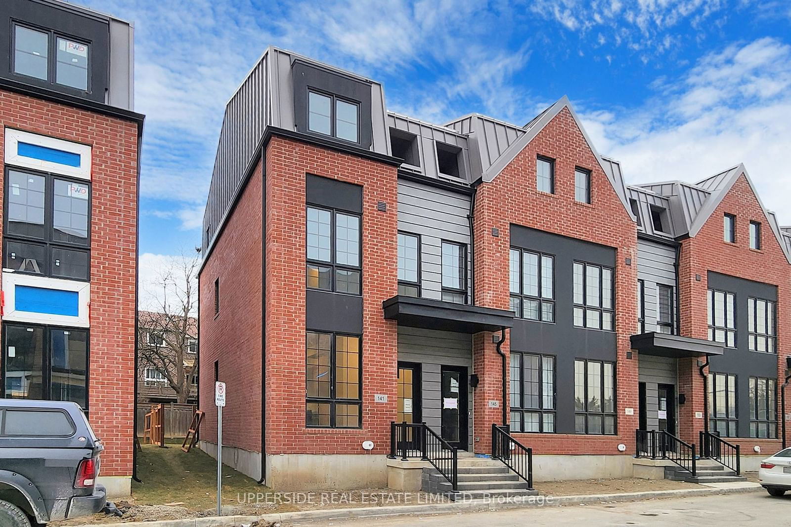 Building at 300 Atkinson Avenue, Vaughan, Uplands