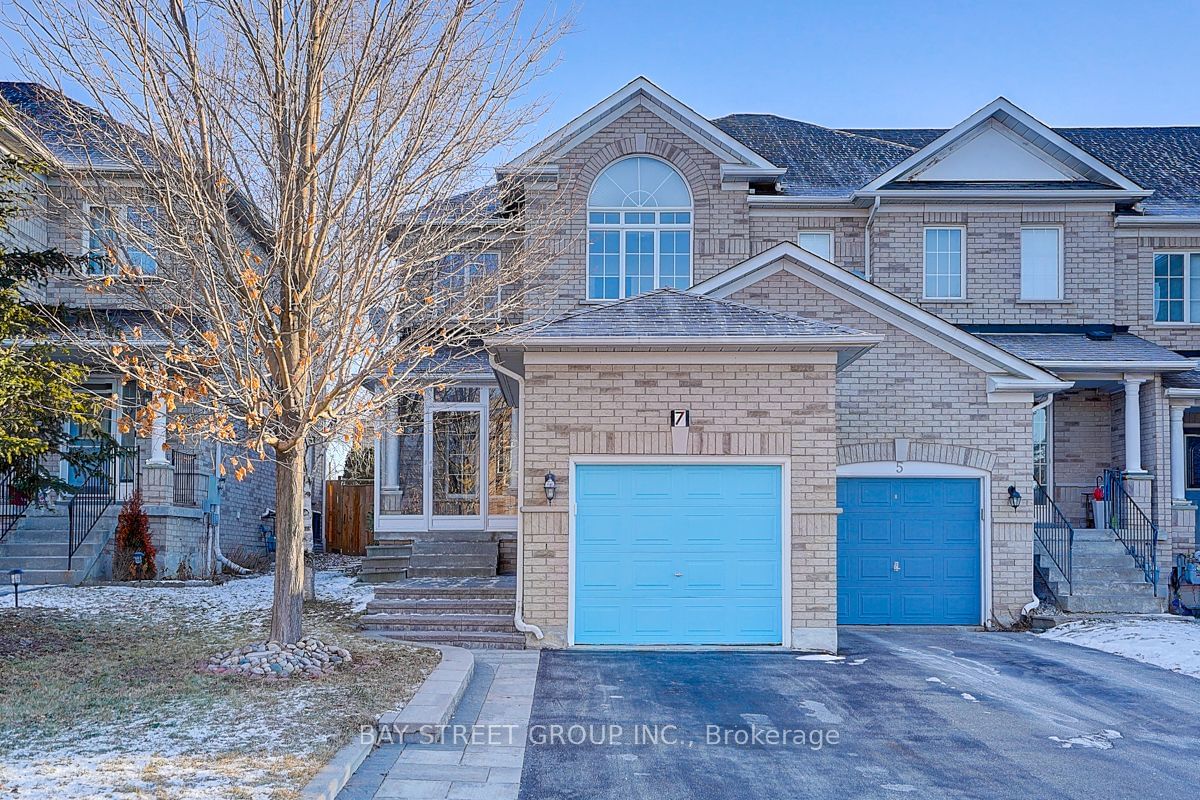 Townhouse for sale at 7 Debonair Street, Richmond Hill, Westbrook, L4C 0R2 - MLS: N11919809