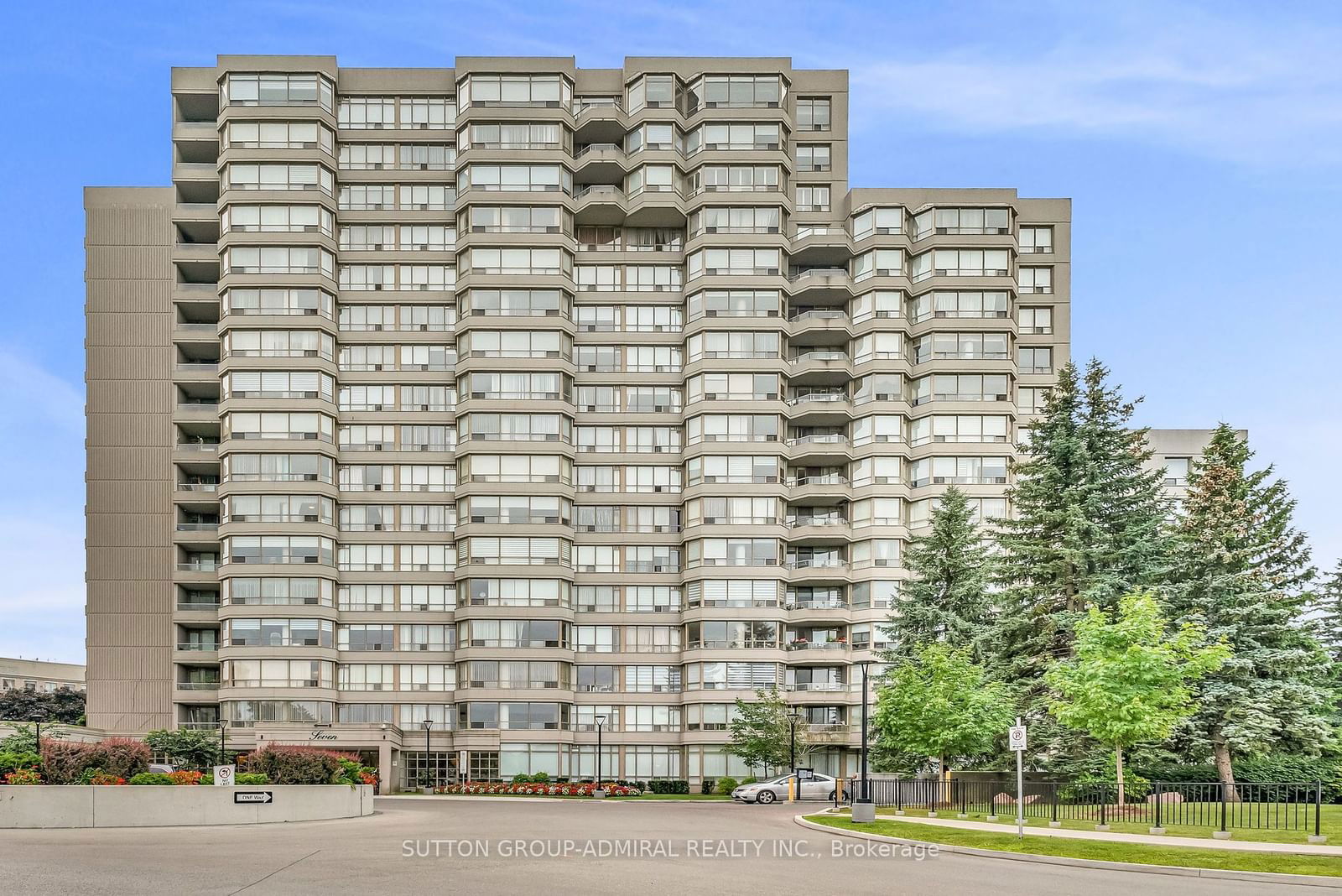 Condo for sale at 716-7 Townsgate Drive, Vaughan, Crestwood-Springfarm-Yorkhill, L4J 7Z9 - MLS: N11919981