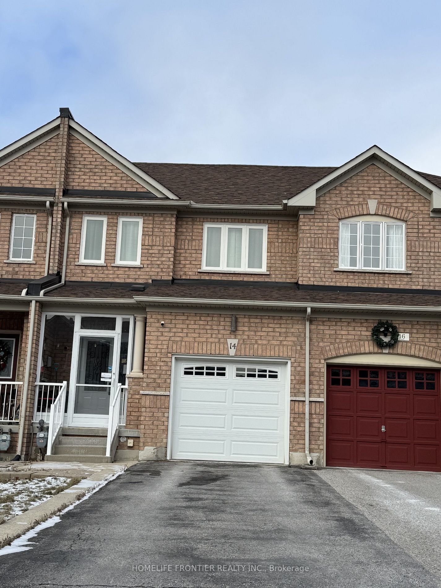 Townhouse for sale at 14 Barr Crescent, Aurora, Bayview Northeast, L4G 0B8 - MLS: N11920863