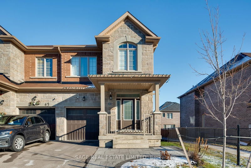 41 Robb Thompson Rd, East Gwillimbury - Mt Albert image-0-0