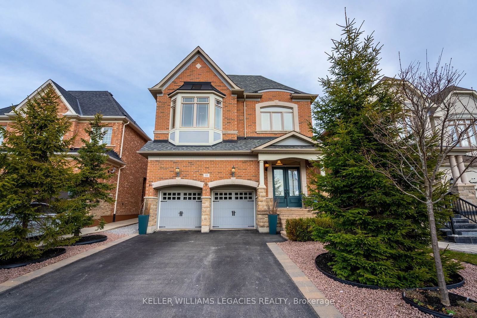 Detached House for sale at 55 Ironside Drive, Vaughan, Vellore Village, L4L 1A6 - MLS: N11921266