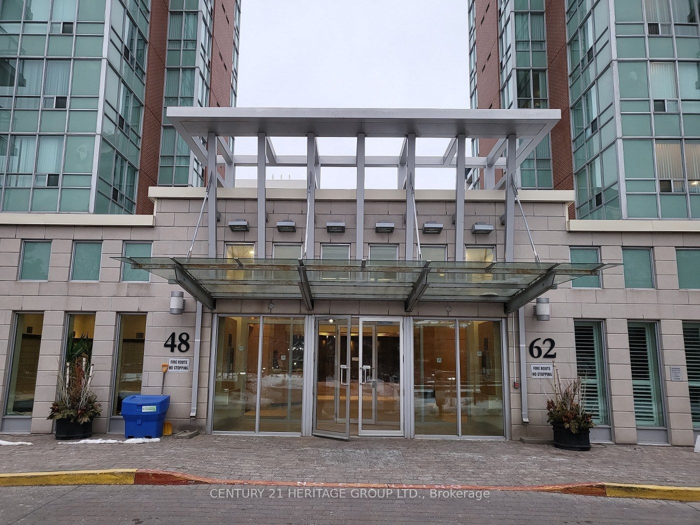 Condo for lease at 825-62 Suncrest Boulevard, Markham, Commerce Valley, L3T 7Y6 - MLS: N11922100