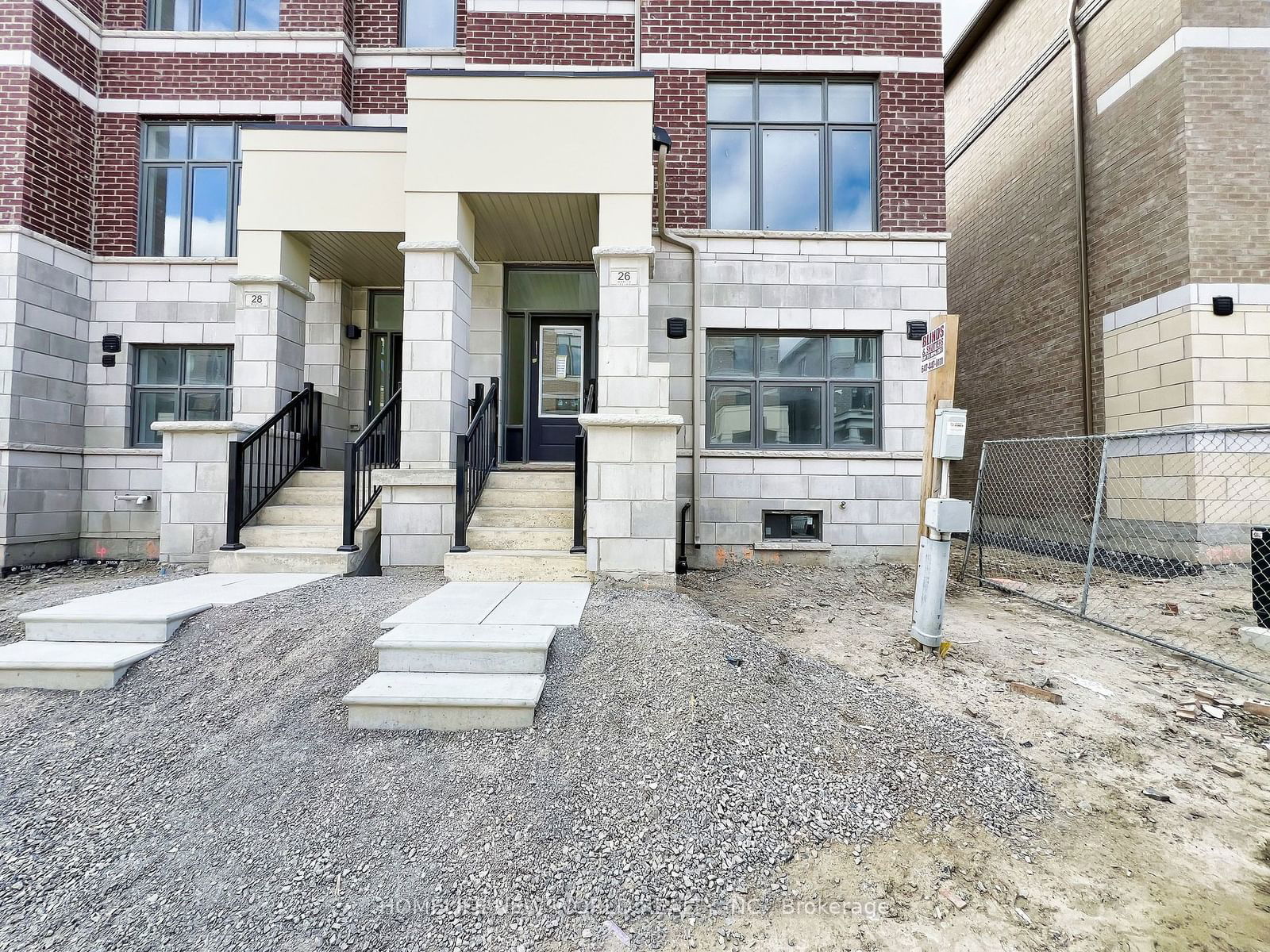 Townhouse for lease at 26 Millman Lane, Richmond Hill, Rural Richmond Hill, L4S 0P8 - MLS: N11922773