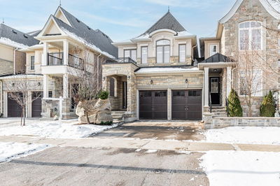 56 Robert Berry Cres, King - King City image-0-1