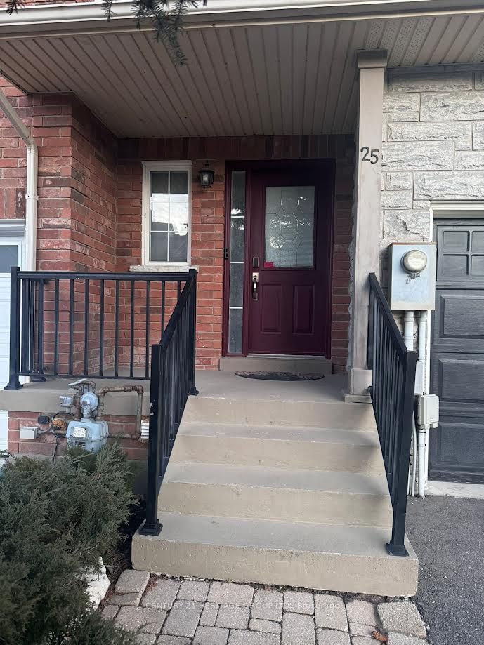 Townhouse for lease at Upper-25 Foxchase Avenue, Vaughan, East Woodbridge, L4L 9H1 - MLS: N11922874